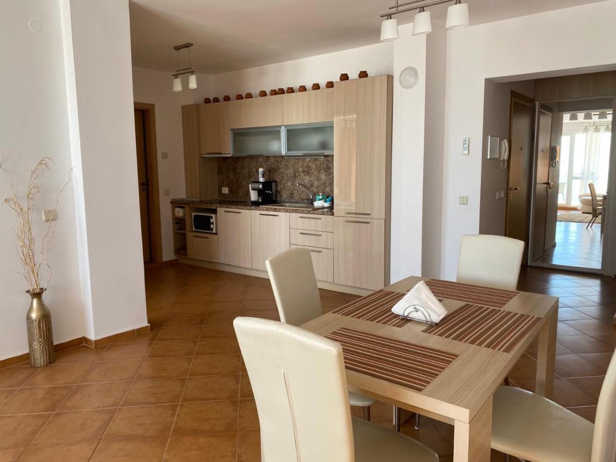 Apartments Bellevue 라브다 외부 사진