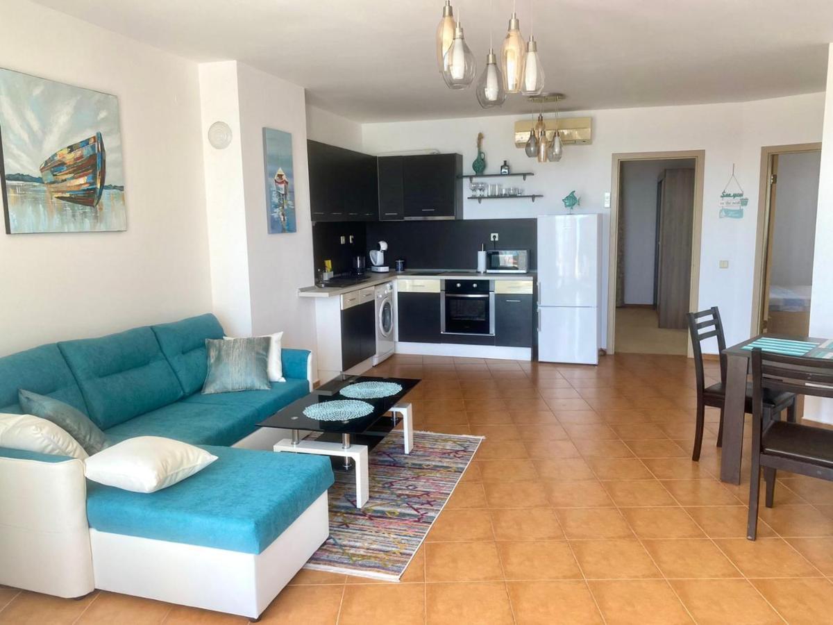 Apartments Bellevue 라브다 외부 사진