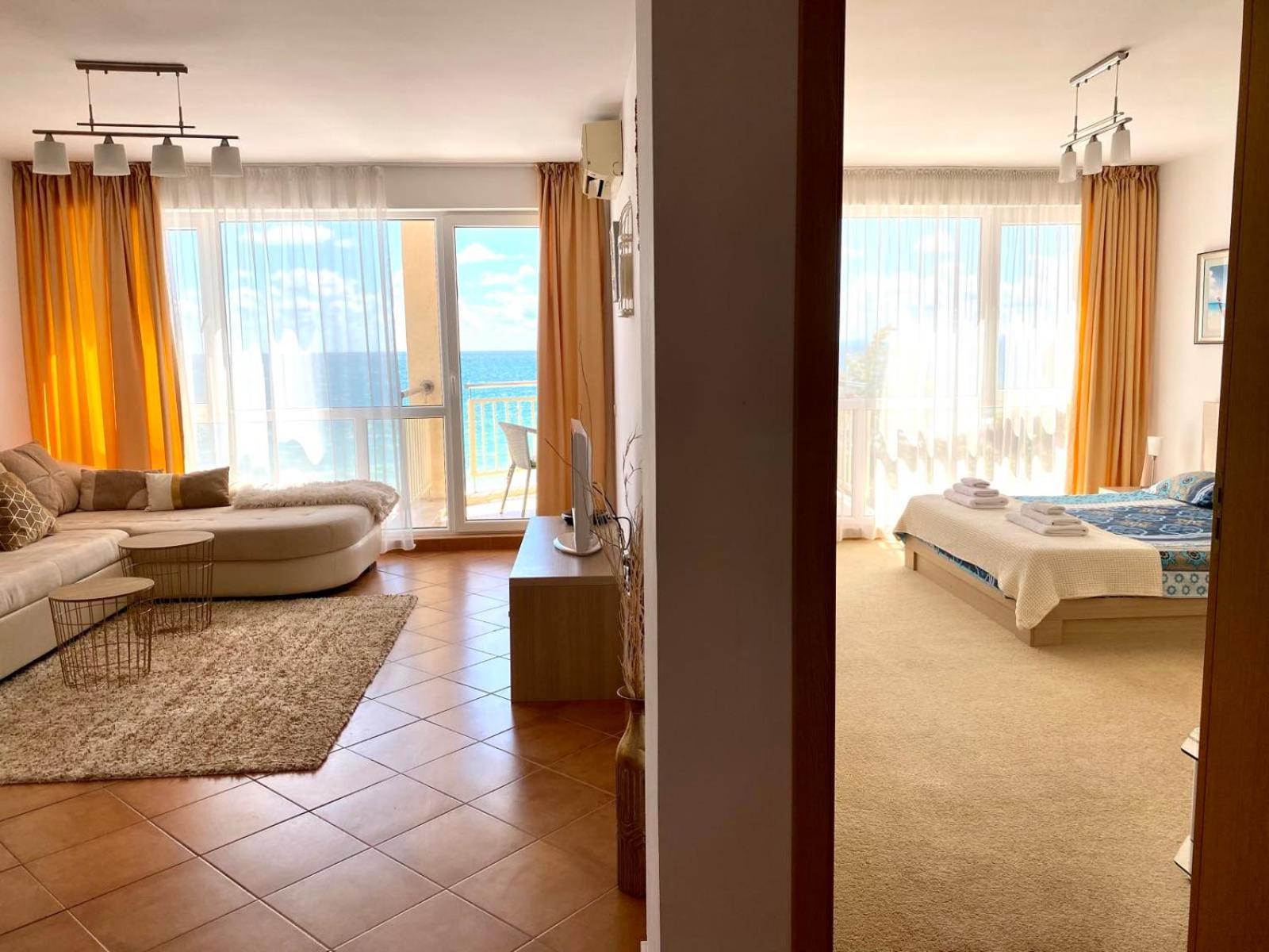 Apartments Bellevue 라브다 외부 사진