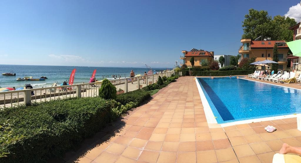 Apartments Bellevue 라브다 외부 사진