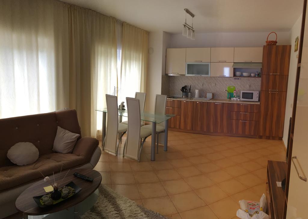 Apartments Bellevue 라브다 외부 사진