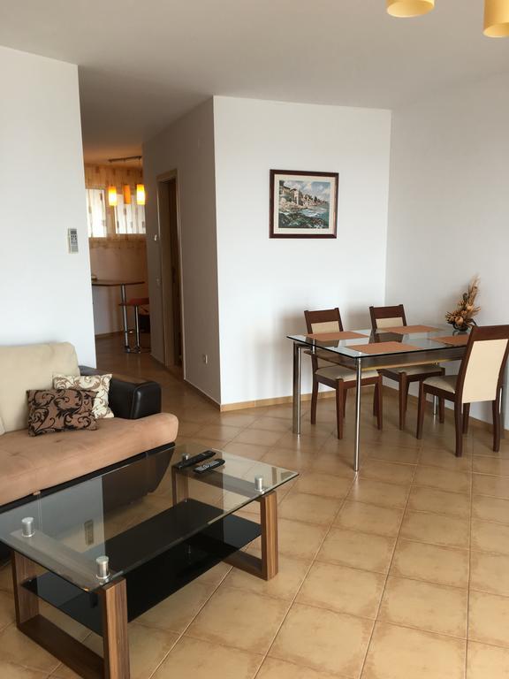 Apartments Bellevue 라브다 외부 사진